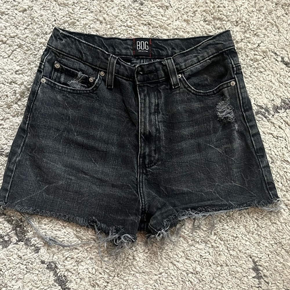 BDG Girlfriend High Rise - Size 27.